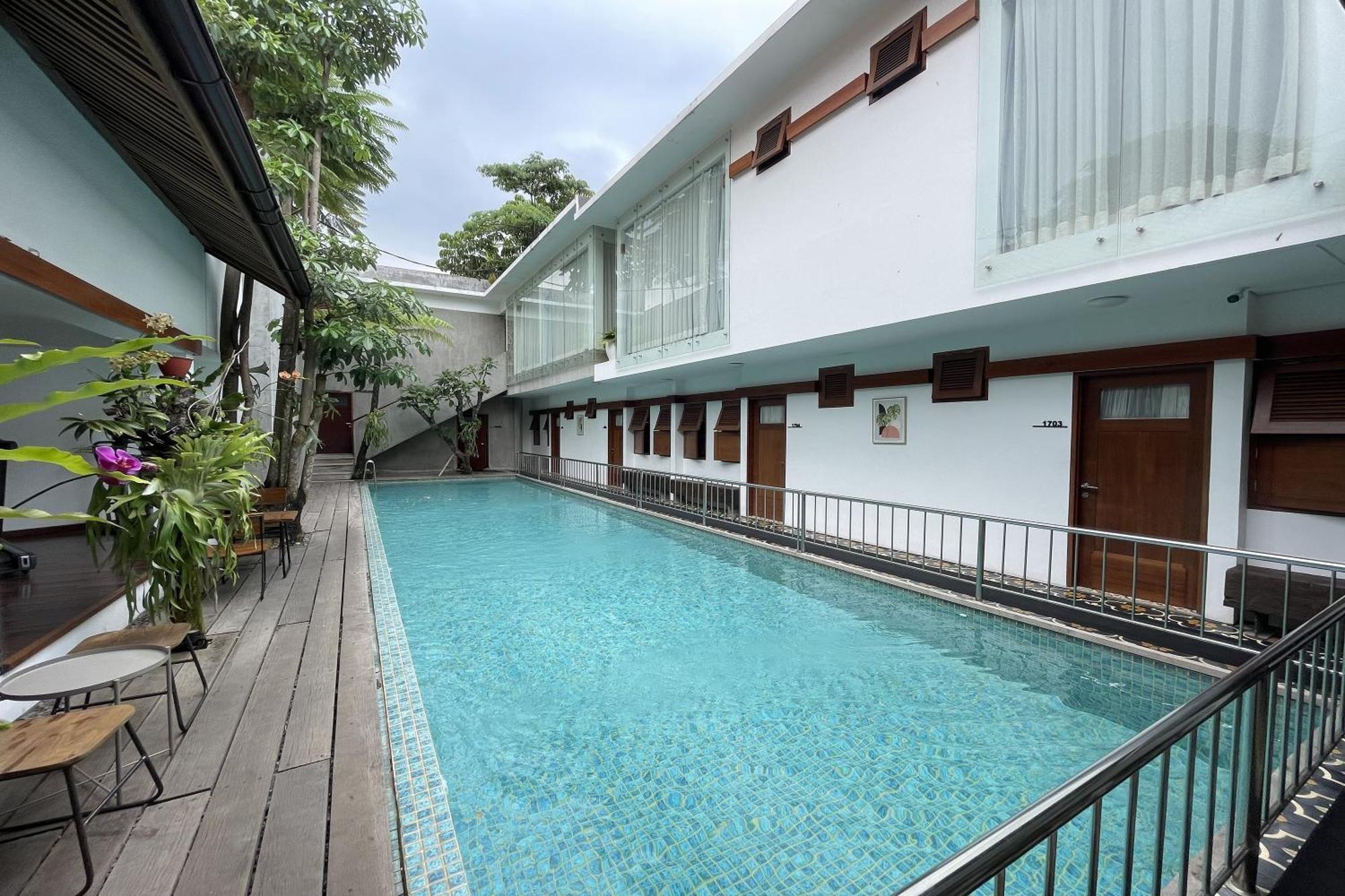 Hotel Emaki Bumi Singgah Bandung Esterno foto