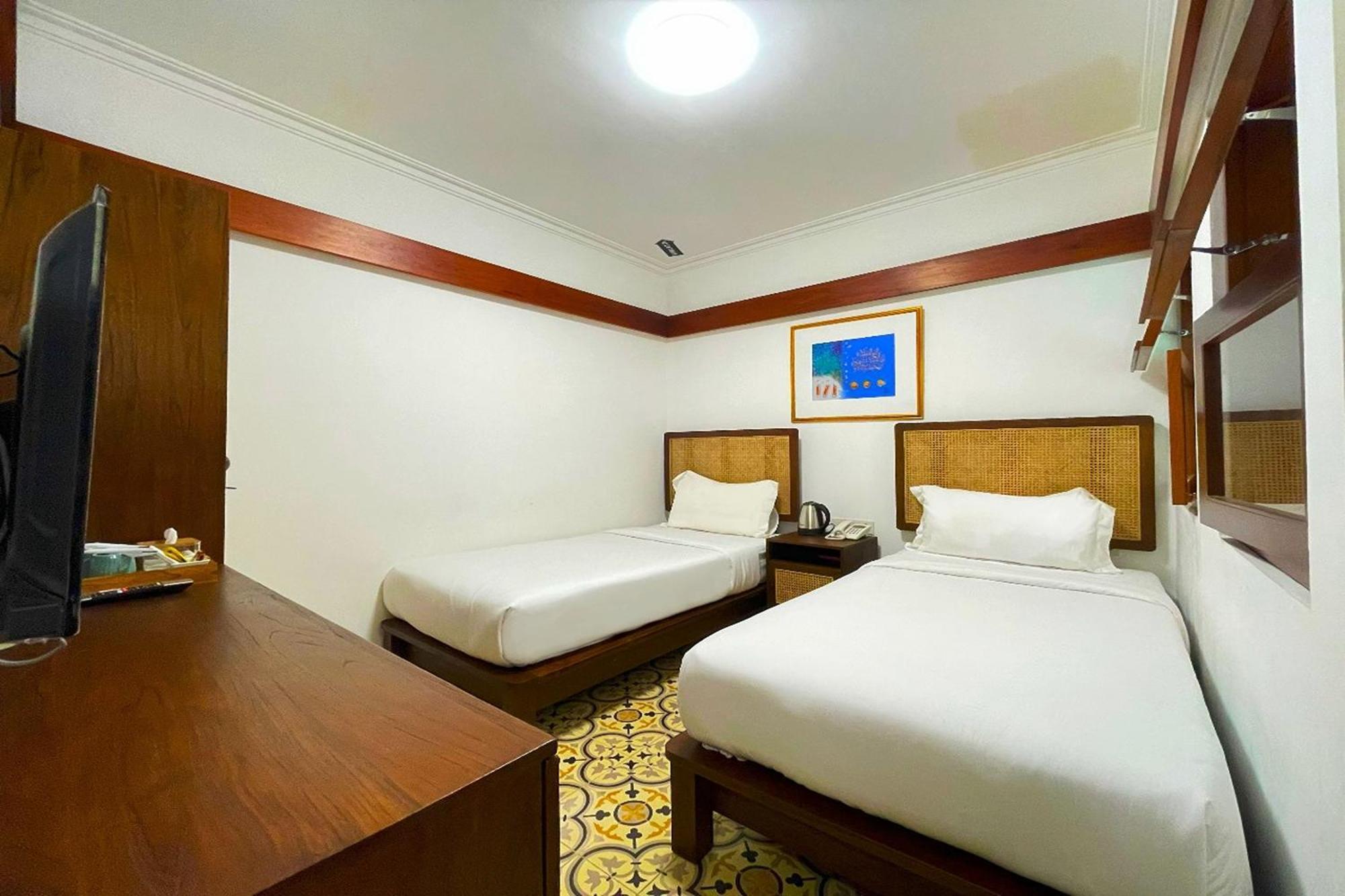 Hotel Emaki Bumi Singgah Bandung Esterno foto