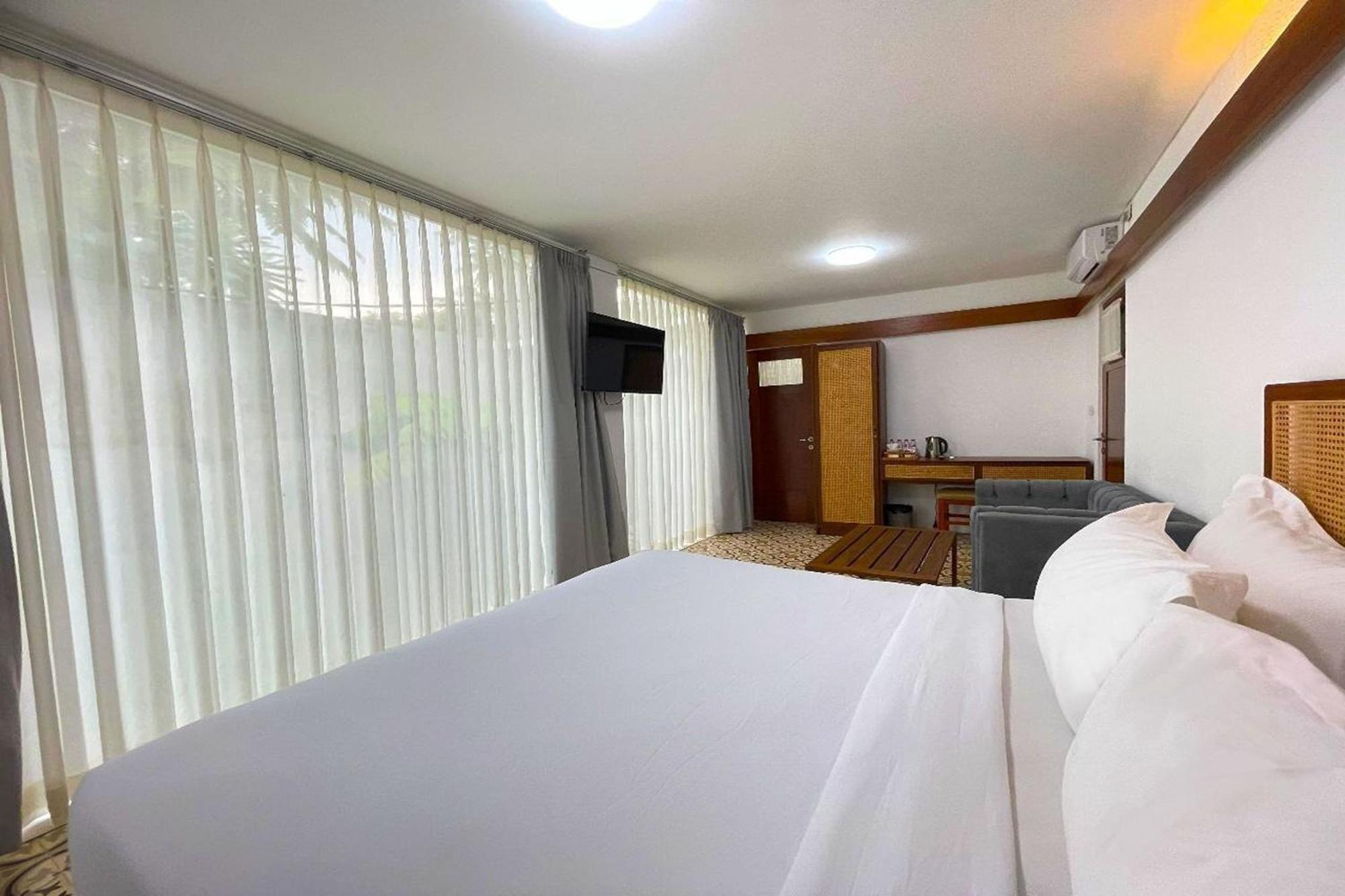 Hotel Emaki Bumi Singgah Bandung Esterno foto