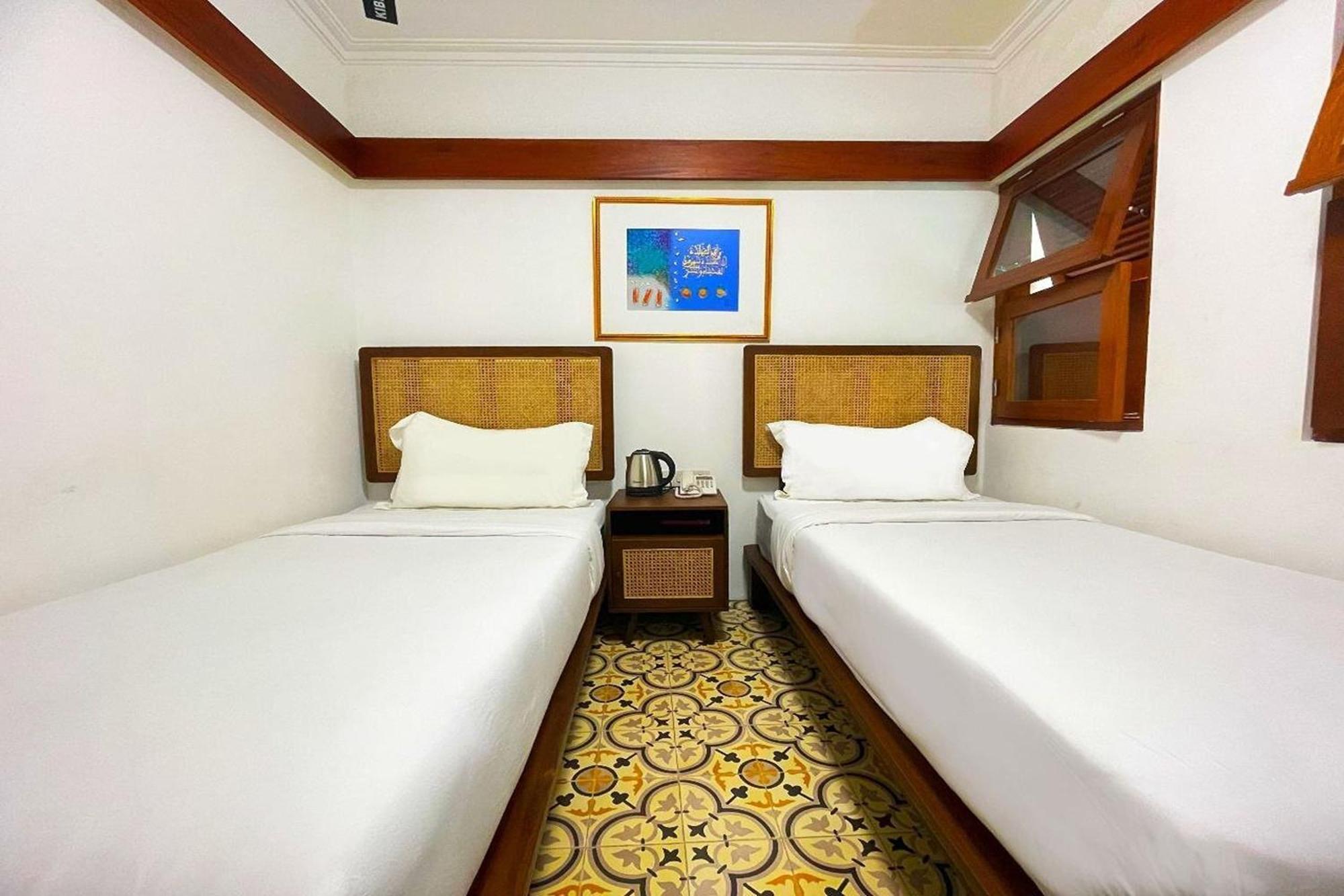 Hotel Emaki Bumi Singgah Bandung Esterno foto